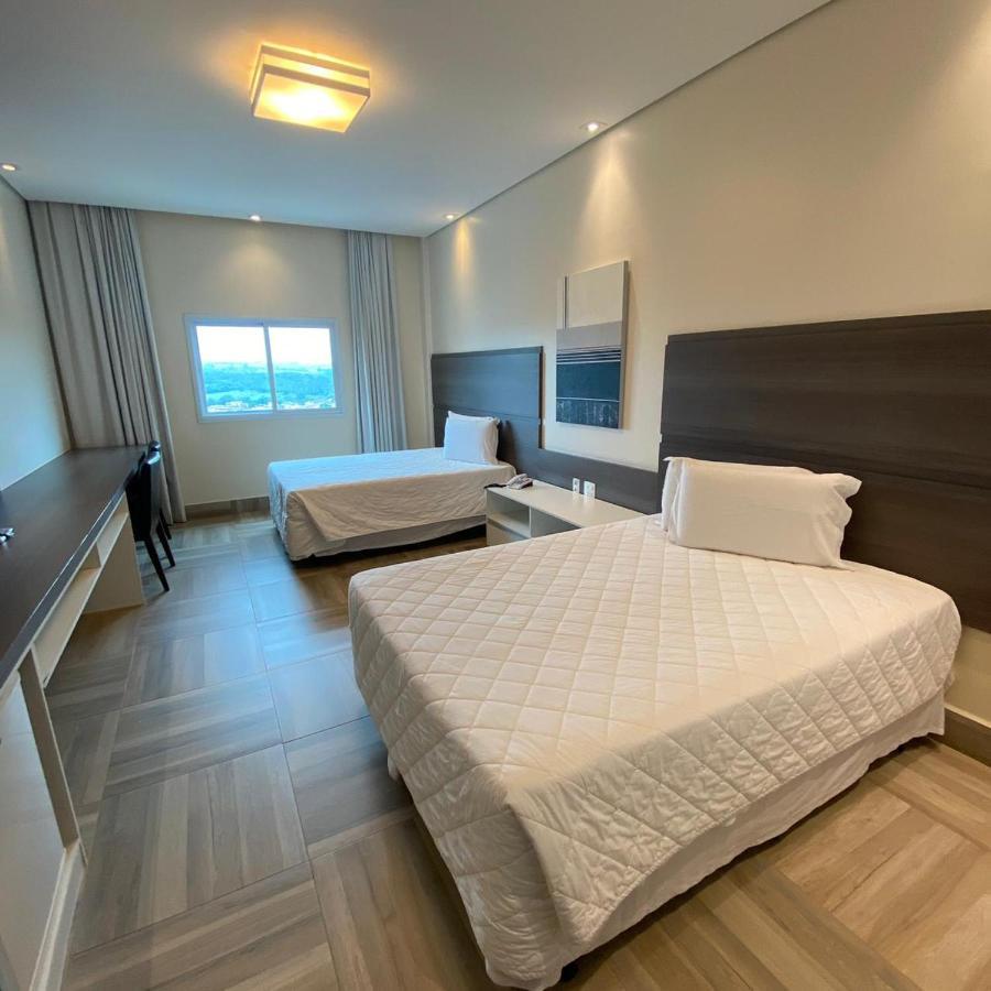 Itu Plaza Hotel Buitenkant foto