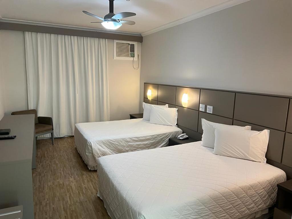Itu Plaza Hotel Buitenkant foto
