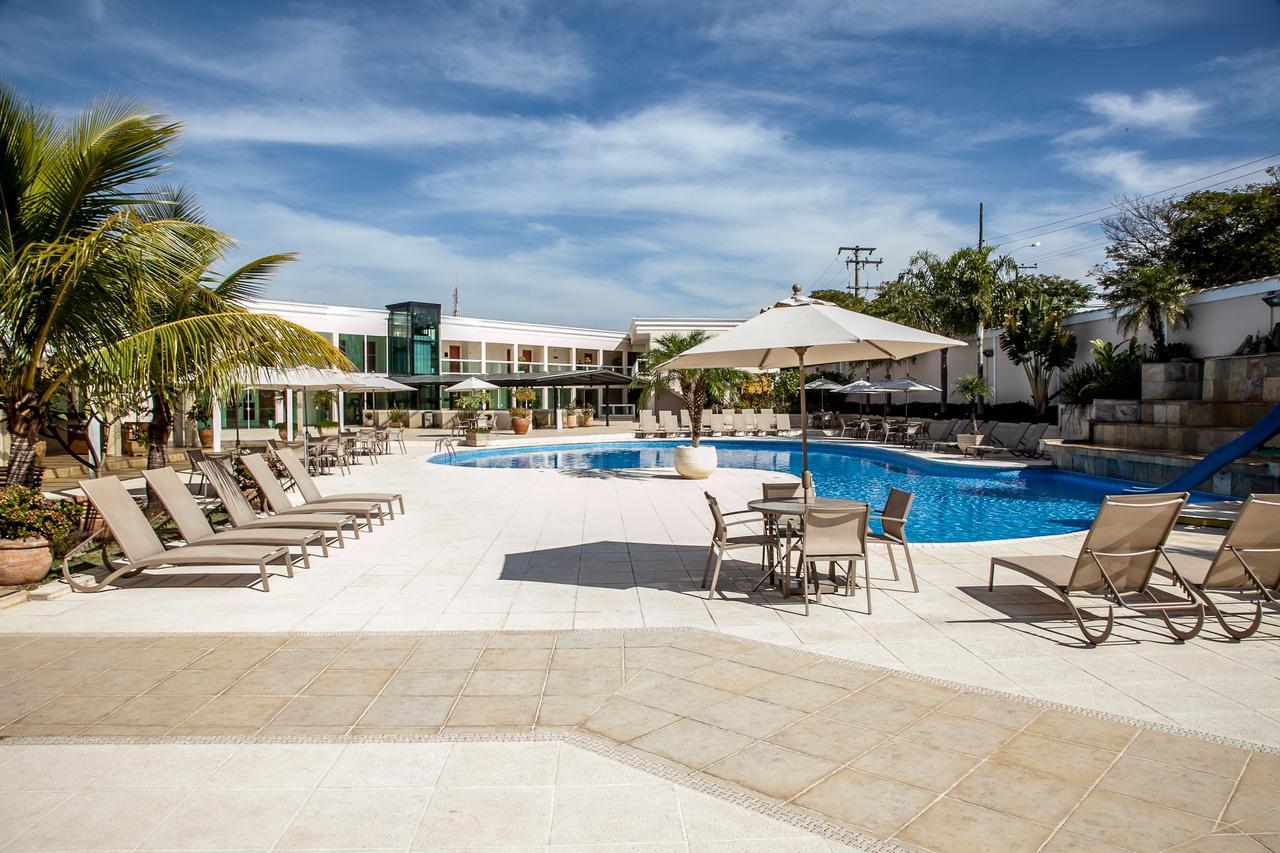 Itu Plaza Hotel Buitenkant foto